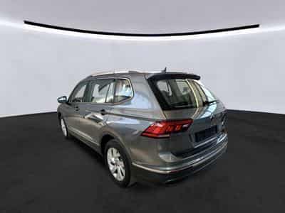 VW Tiguan Life 1.5 TSI 150 CV DSG7 *7 PLACES *ATTELAGE* *HAYON* (2025) - Foto 4