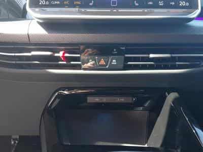 VW Golf R-Line (2026) - Foto 12