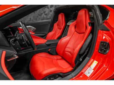 Chevrolet Corvette C8 STINGRAY TARGA 6.2 V8 2LT - PACK PERFORMANCE Z51 - AKRAPO (2023) - Photo 9