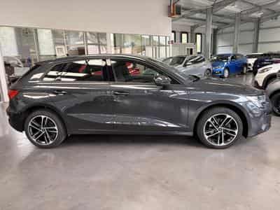 Audi A3 2.0 TDi 116HP (2023) - Photo 2