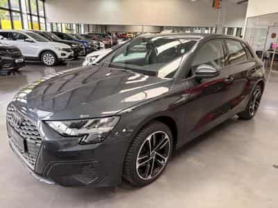 Audi A3 2.0 TDi 116HP (2023) - Photo 6