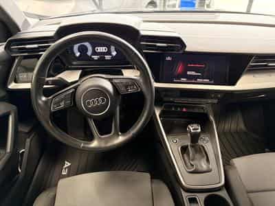 Audi A3 2.0 TDi 116HP (2023) - Photo 9