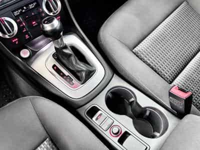 Audi Q3 2.0 TDI S-Line Selection 140 CV *Sièges Chauff* (2014) - Foto 14