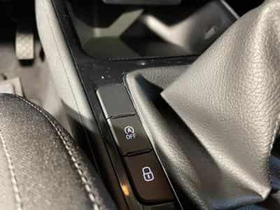 Skoda Fabia 1.0 TSI 95 AMBITION GPS CARPLAY (2022) - Photo 5