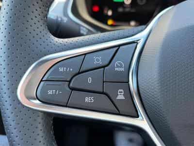 Renault CAPTUR II 1.8 E-TECH FULL HYBRID 160 TECHNO (2026) - Photo 15