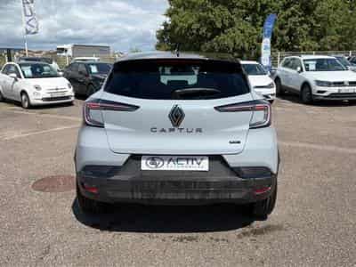 Renault CAPTUR II 1.8 E-TECH FULL HYBRID 160 TECHNO (2026) - Photo 6