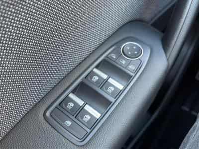 Renault CAPTUR II 1.8 E-TECH FULL HYBRID 160 TECHNO (2026) - Photo 11