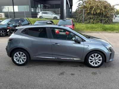 Renault CLIO V 1.0 TCE 90 EVOLUTION CVT (2025) - Photo 4