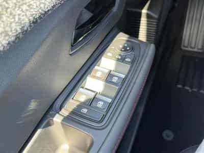 Renault CLIO VI 1.2 TCE 115 TECHNO EDC (2026) - Photo 11