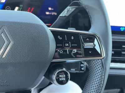 Renault CLIO VI 1.2 TCE 115 TECHNO EDC (2026) - Photo 15