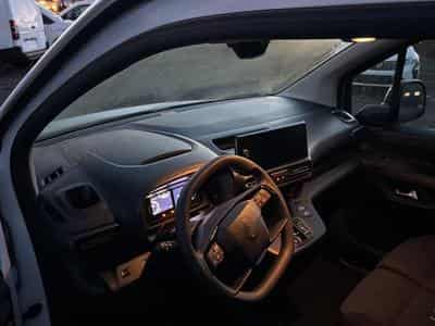 Citroen BERLINGO VAN XL 950KG BLUEHDI 130 EAT8 (2025) - Photo 10