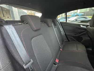 Ford Focus 1.5 ECOBLUE 115 ST-LINE BVA8 (2024) - Photo 15