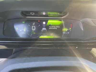 Peugeot 408 HYBRID 145 GT E-DCS6 (2025) - Photo 15