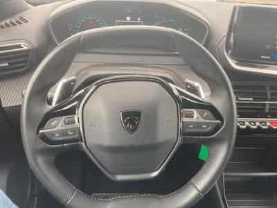 Peugeot 2008 1.2 HYBRID 145 STYLE E-DCS6 (2025) - Photo 13