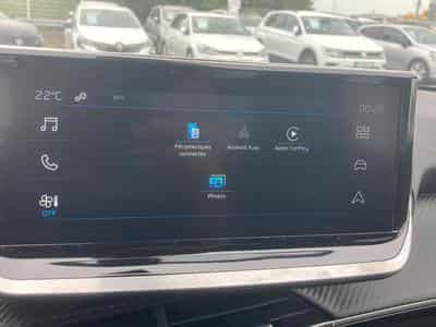 Peugeot 2008 1.2 HYBRID 145 STYLE E-DCS6 (2025) - Photo 15