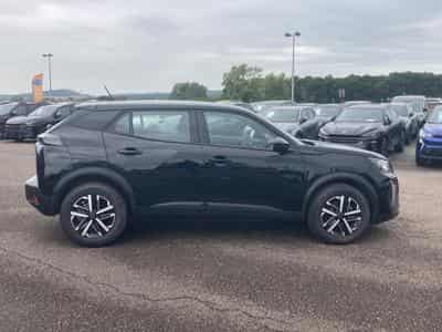 Peugeot 2008 1.2 HYBRID 145 STYLE E-DCS6 (2025) - Photo 4