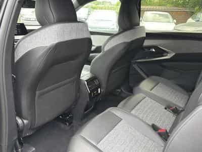 Peugeot 5008 HYBRID 145 ALLURE E-DCS6 (2025) - Photo 13