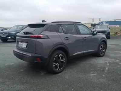 Peugeot 2008 1.2 100 ALLURE (2025) - Photo 5