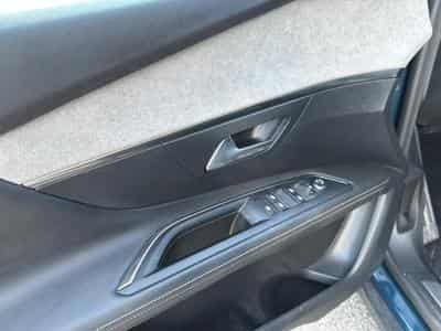 Peugeot 3008 1.5 BLUEHDI 130 GT PACK EAT8 (2021) - Photo 11