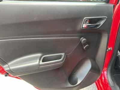 Suzuki SWIFT 1.2 DUALJET 90 PRIVILEGE (2018) - Photo 13
