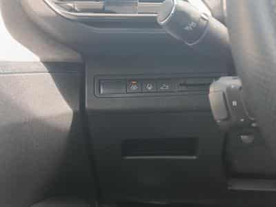 Peugeot 3008 1.5 BLUEHDI 130 GT EAT8 (2021) - Photo 12