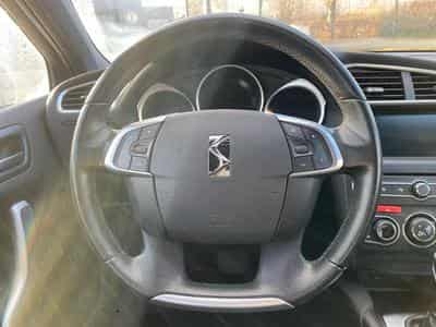 DS Automobiles DS4 BLUEHDI 120 SO CHIC EAT6 (2017) - Photo 10