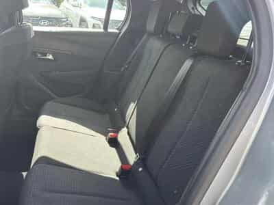 Peugeot 208 1.2 100 STYLE (2025) - Photo 14