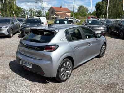Peugeot 208 1.2 100 STYLE (2025) - Photo 5