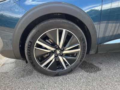 Peugeot 3008 PLUG-IN HYBRID 180 ALLURE PACK E-EAT8 (2024) - Photo 9