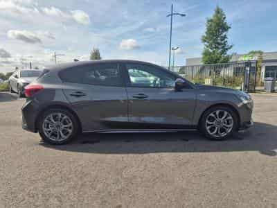 Ford Focus 1.5 ECOBLUE 115 ST-LINE BVA8 (2024) - Foto 4