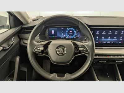 Skoda Octavia 2.0 TDI 150 ch DSG7 Ambition (2024) - Foto 14