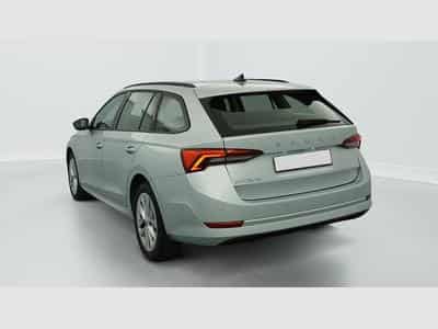 Skoda Octavia 2.0 TDI 150 ch DSG7 Ambition (2024) - Foto 5
