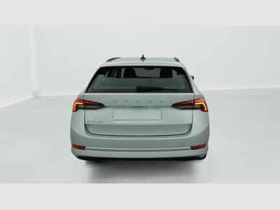Skoda Octavia 2.0 TDI 150 ch DSG7 Ambition (2024) - Foto 6