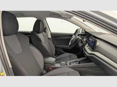 Skoda Octavia 2.0 TDI 150 ch DSG7 Ambition (2024) - Foto 9