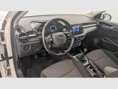Skoda Fabia 1.0 TSI 95 CH BVM5 AMBITION (2022) - Foto 15