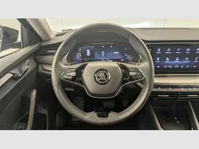 Skoda Octavia 2.0 TDI 116 ch DSG7 Ambition (2021) - Foto 14