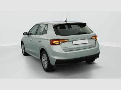 Skoda Fabia 1.0 TSI 95 CH BVM5 AMBITION (2023) - Photo 5