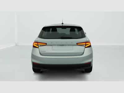 Skoda Fabia 1.0 TSI 95 CH BVM5 AMBITION (2023) - Photo 6