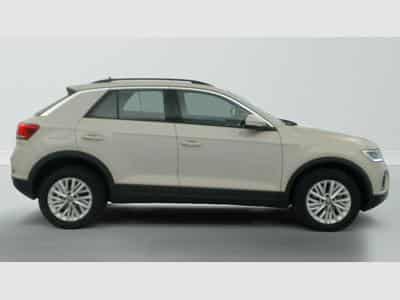 VW T-Roc 1.5 TSI EVO 150 Start/Stop BVM6 Life (2023) - Photo 8
