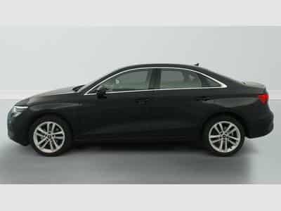 Audi A3 35 TDI 150 S tronic 7 Business Executive (2024) - Photo 4