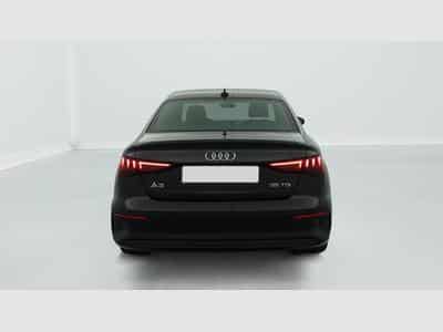 Audi A3 35 TDI 150 S tronic 7 Business Executive (2024) - Photo 6