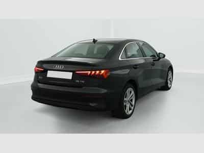 Audi A3 35 TDI 150 S tronic 7 Business Executive (2024) - Photo 7
