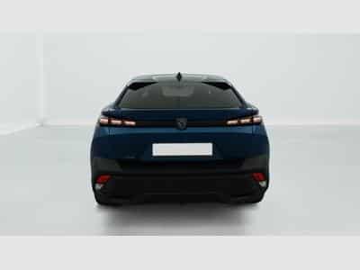 Peugeot 408 Hybrid 145 e-DCS6 Allure (2025) - Photo 6