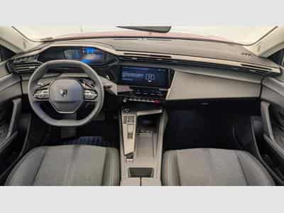 Peugeot 308 Hybrid 145 e-DCS6 Allure (2025) - Photo 13