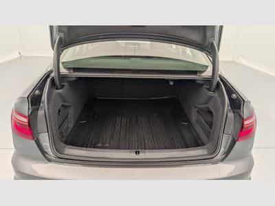 Audi A4 35 TFSI 150 S tronic 7 Design (2021) - Photo 11