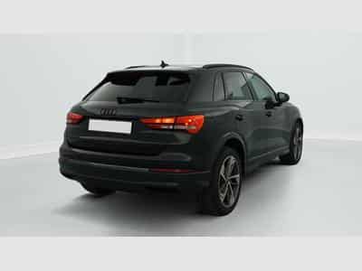 Audi Q3 35 TDI 150 ch S tronic 7 Design (2023) - Photo 7