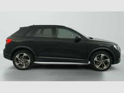 Audi Q3 35 TDI 150 ch S tronic 7 Design (2023) - Photo 8