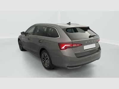 Skoda Octavia 2.0 TDI 150 ch SCR DSG7 Selection (2026) - Photo 5