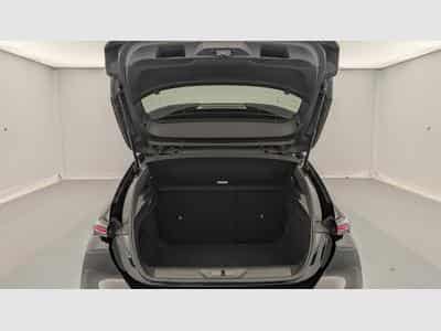 Peugeot 308 Hybrid 145 e-DCS6 Allure (2025) - Photo 11