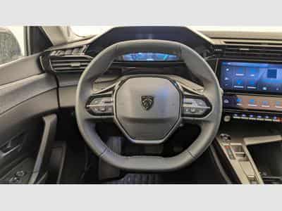 Peugeot 308 Hybrid 145 e-DCS6 Allure (2025) - Photo 14
